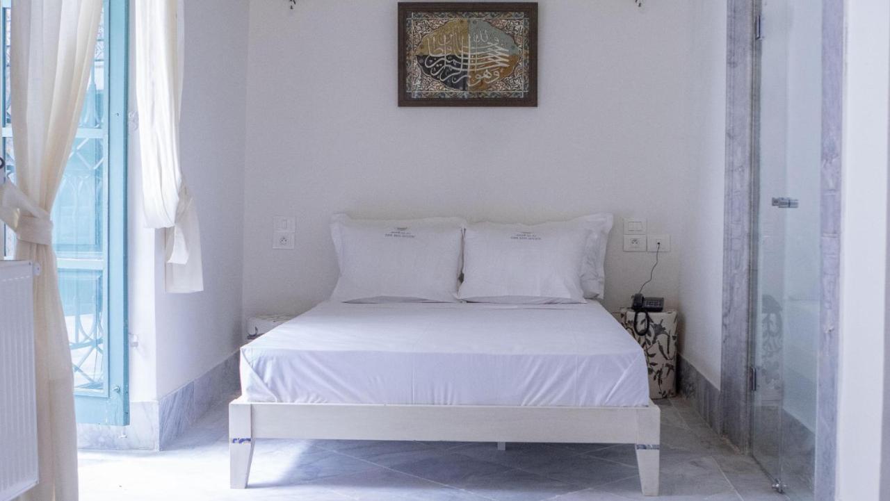Dar Ben Gacem Kahia Bed & Breakfast Tunis Bagian luar foto
