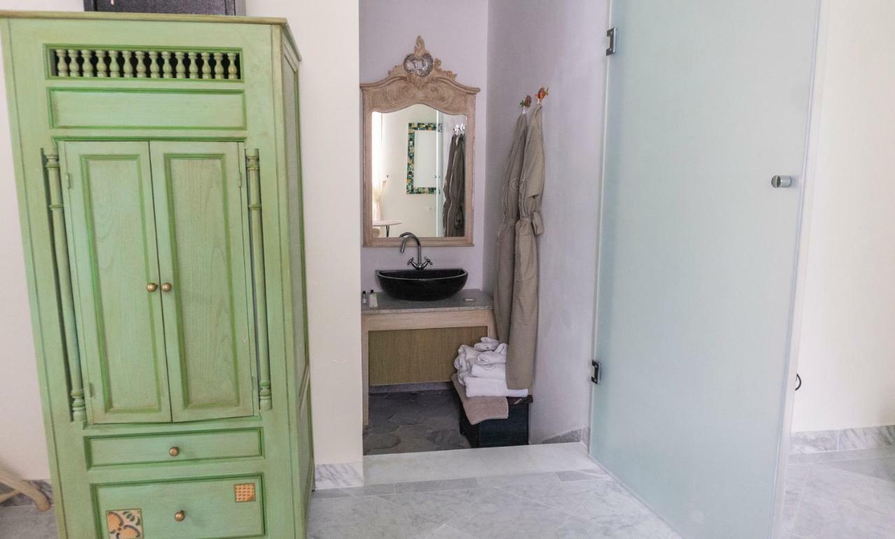 Dar Ben Gacem Kahia Bed & Breakfast Tunis Bagian luar foto